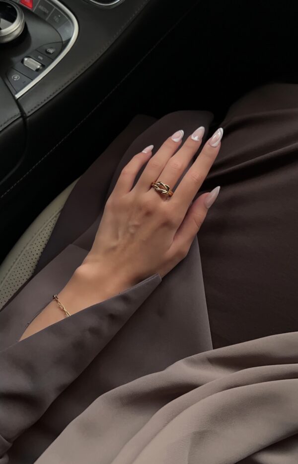 Maitha's abaya