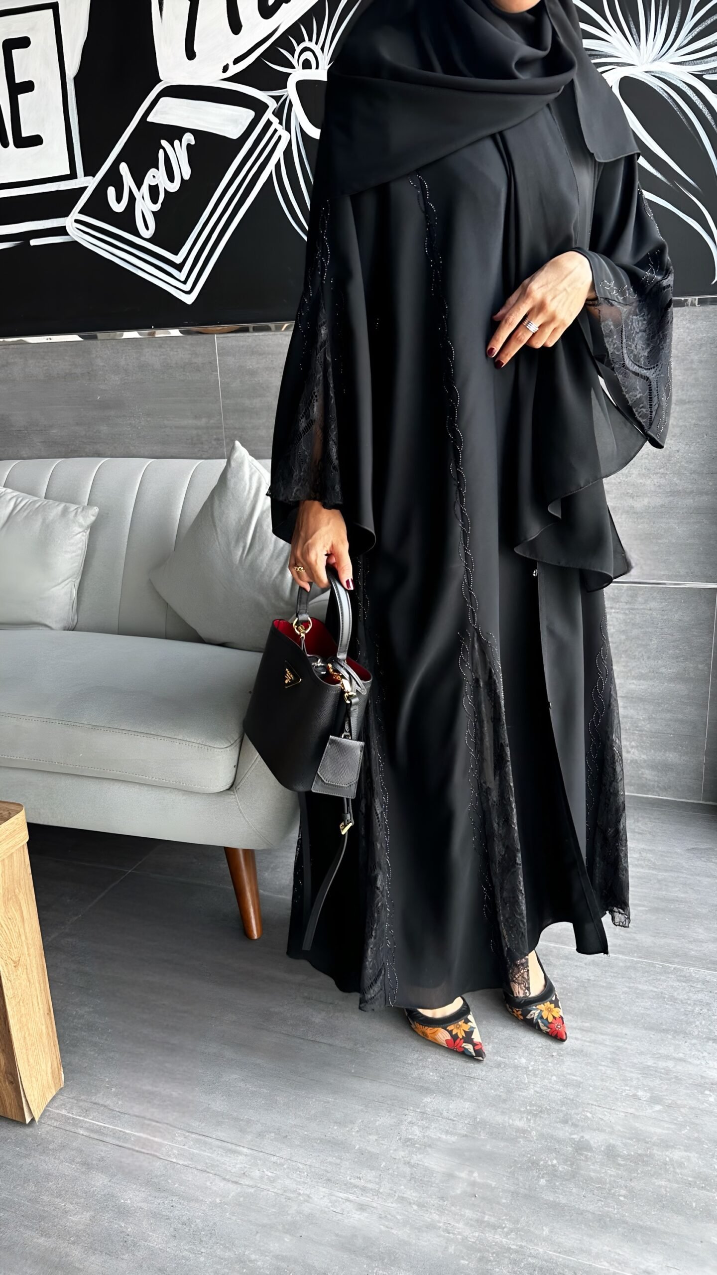 79d8df39-8714-40d6-b882-e79d069bafbb-scaled-1.jpeg Hoof 7 - Image 1