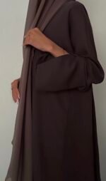 Maitha's abaya - Image 4